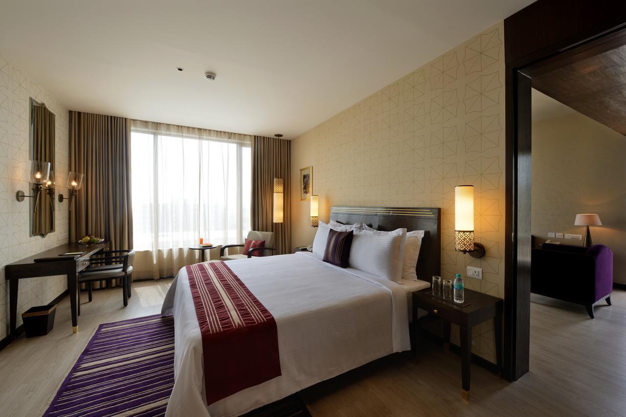 Marasa Sarovar Premiere Tirupati Ruang foto A room at the Taj Bengal