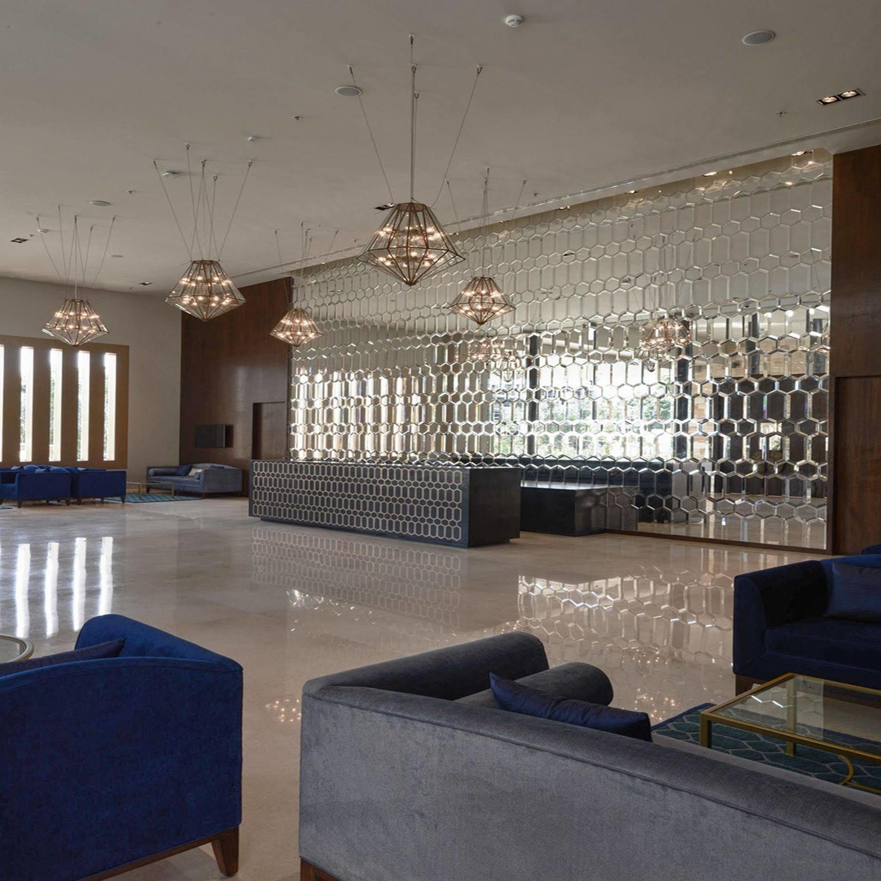 Marasa Sarovar Premiere Tirupati Bagian luar foto The lobby of the hotel