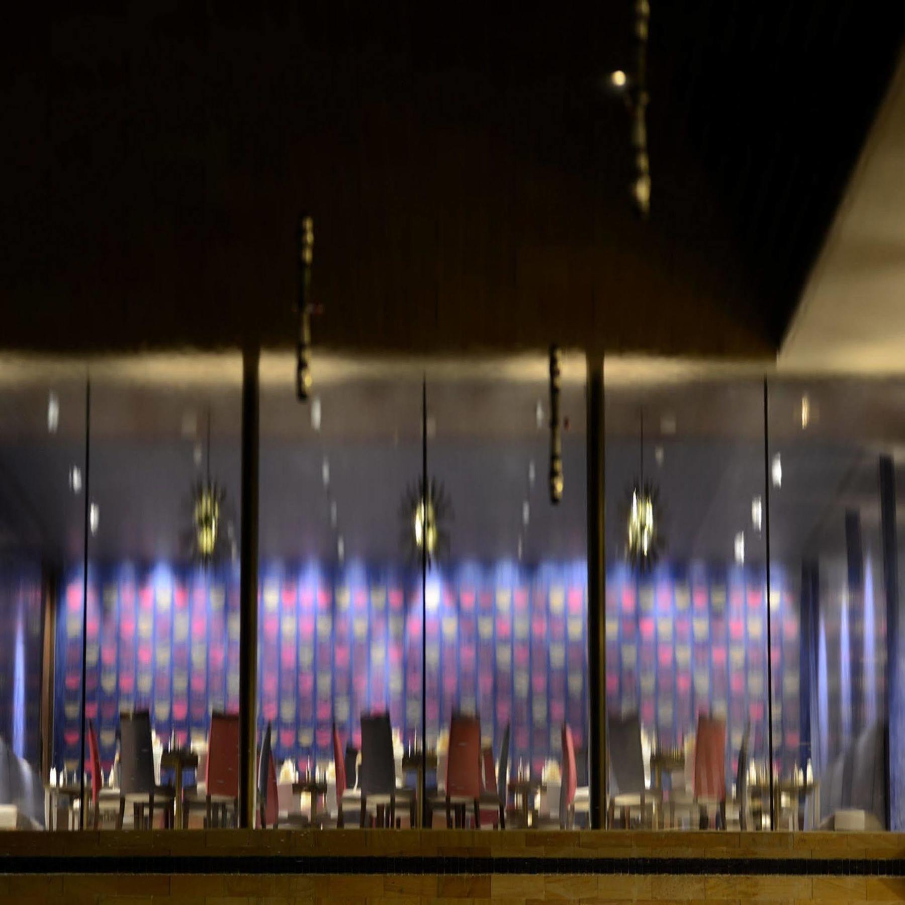 Marasa Sarovar Premiere Tirupati Bagian luar foto The interior of the restaurant